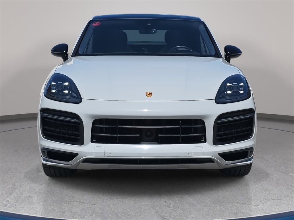 2022 Porsche Cayenne Coupe GTS photo 2