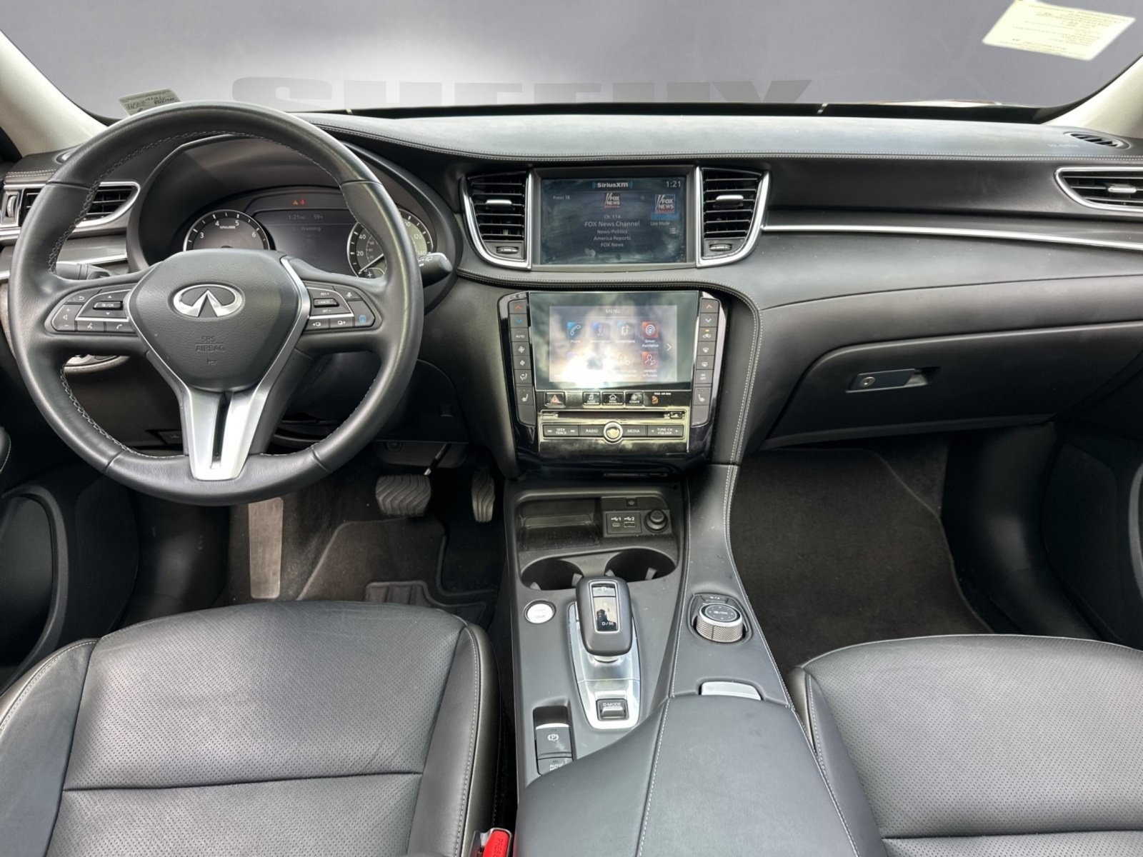 2025 Infiniti QX50 Luxe AWD photo 3