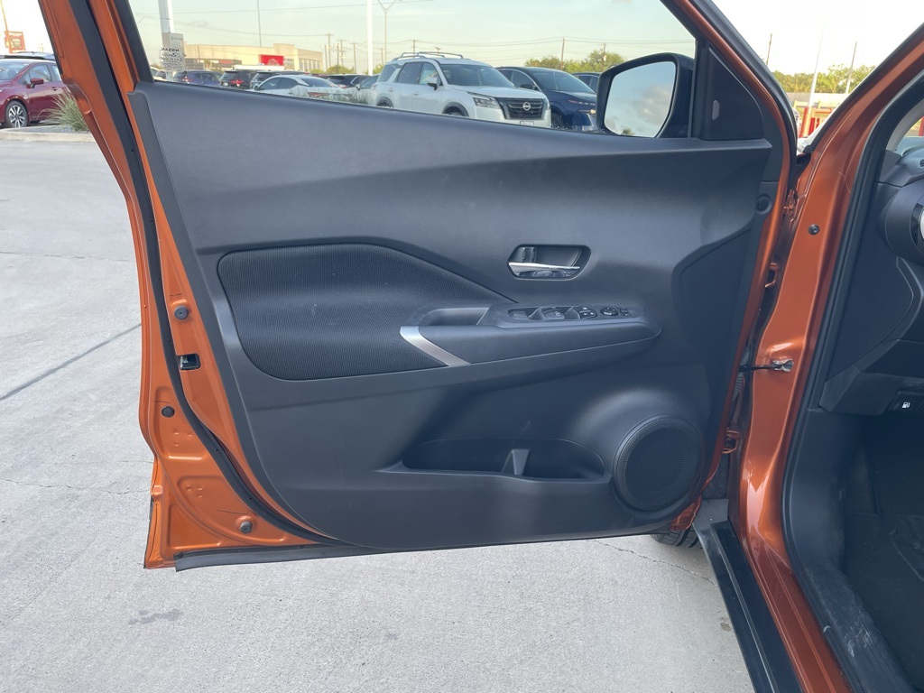 2023 Nissan Kicks SV photo 10