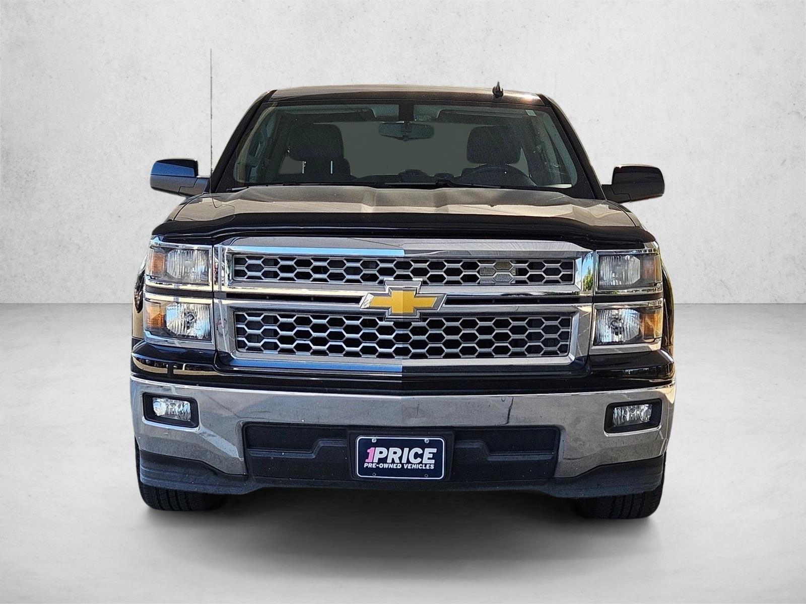 2014 Chevrolet Silverado 1500 LT photo 2