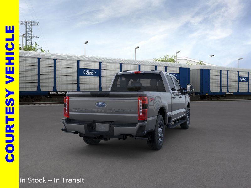 2025 Ford F-250 photo 9