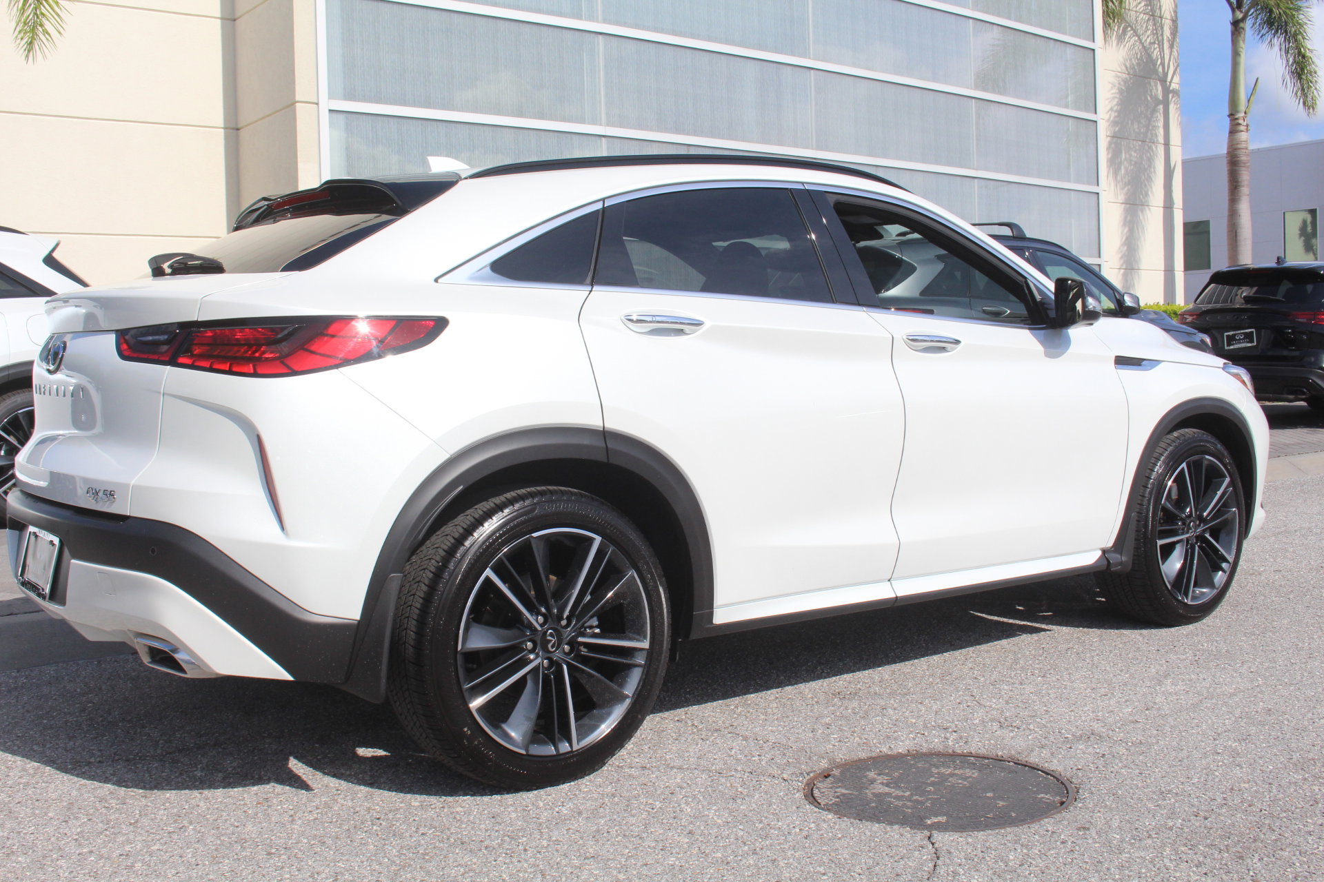 2025 Infiniti QX55 Essential photo 5