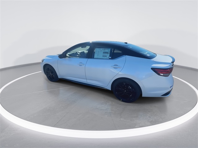 2025 Nissan Sentra SR photo 6