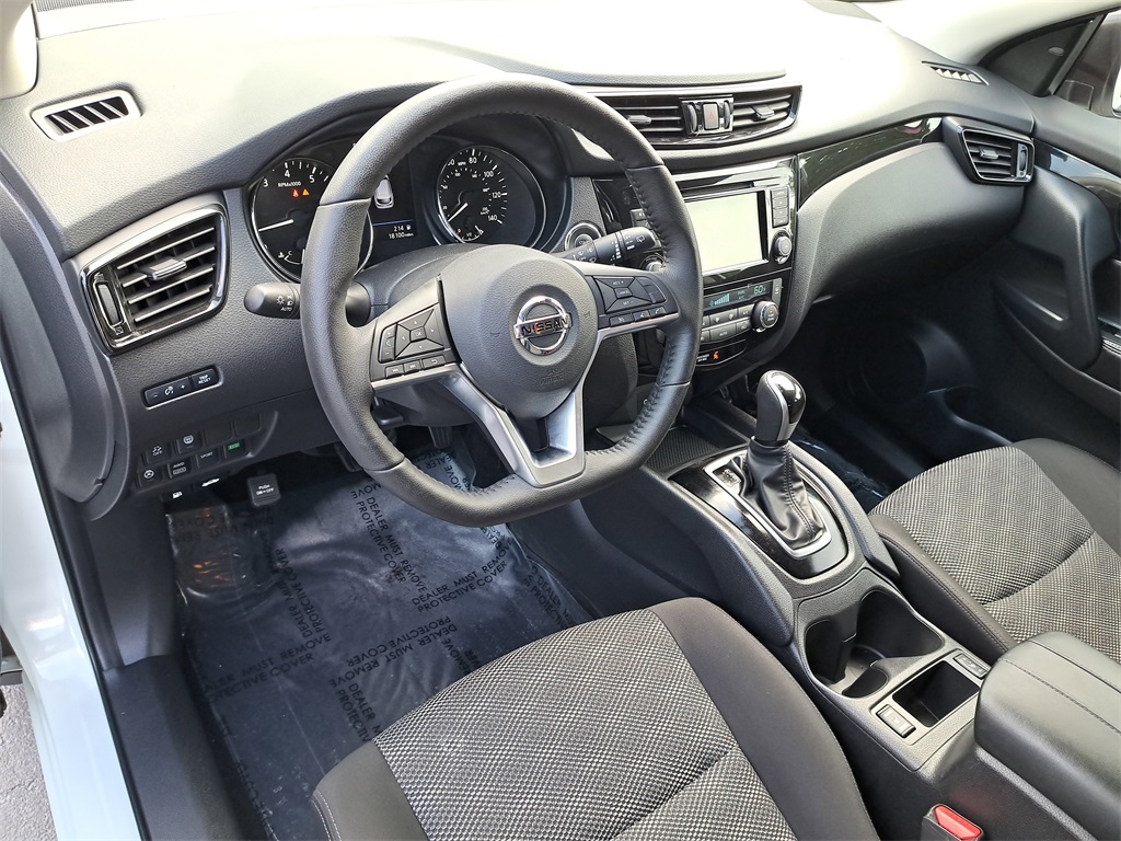 2021 Nissan Rogue Sport SV photo 16