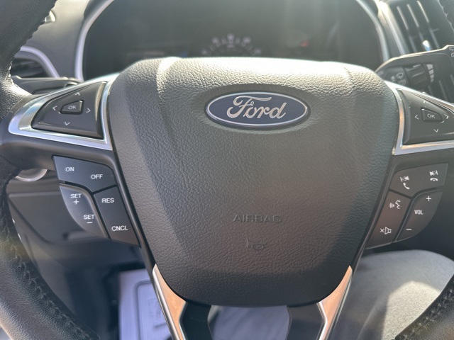 2019 Ford Edge SEL photo 41