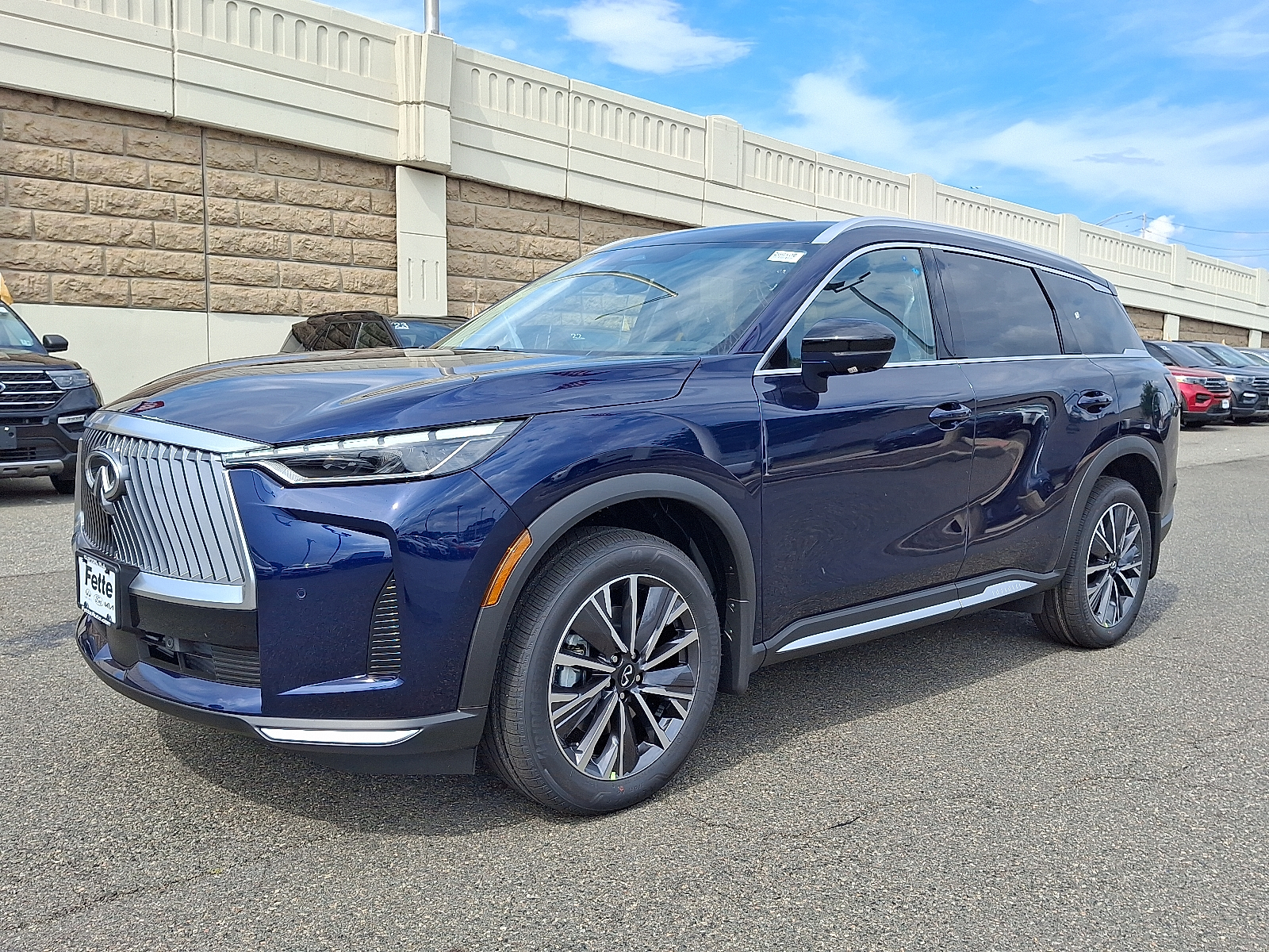 2026 INFINITI QX60 LUXE's photo