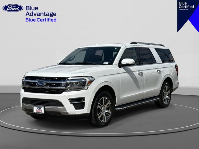 2022 Ford Expedition Limited's photo