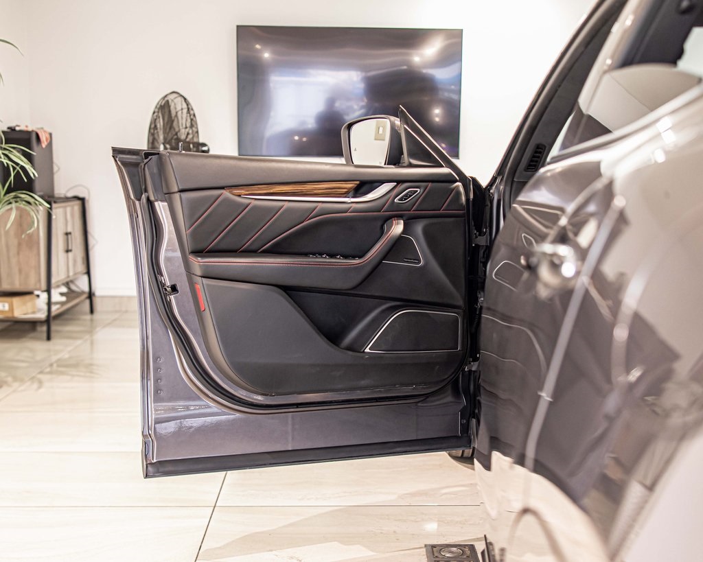 2019 MASERATI LEVANTE - Image 34