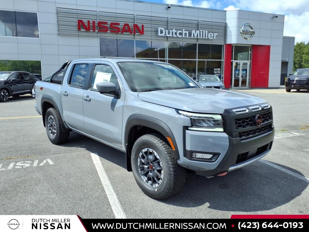 2025 Nissan Frontier PRO-4X's photo