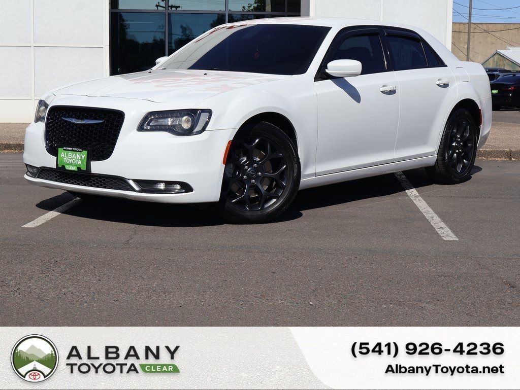 2019 Chrysler 300