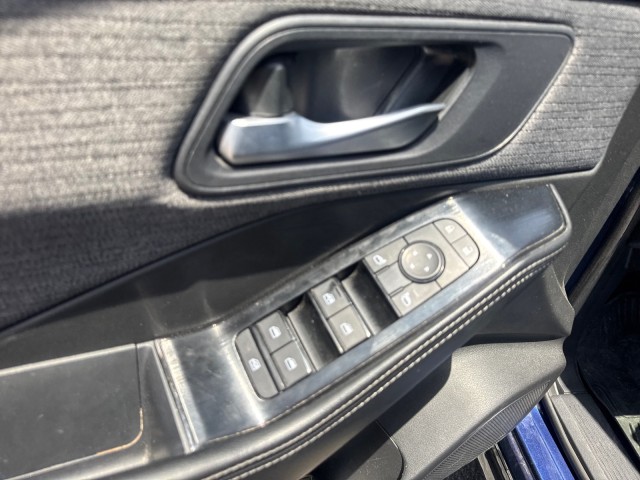 Used 2023 Caspian Blue Metallic Nissan SV image 31