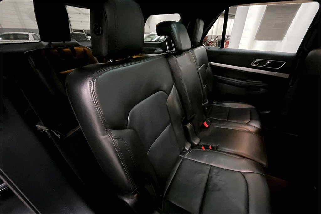 2017 FORD EXPLORER - Image 26