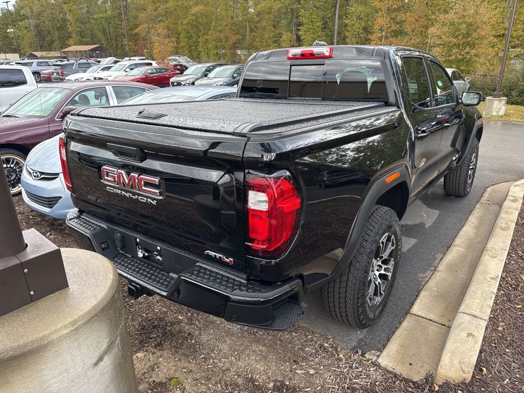 2025 Gmc Canyon AT4 photo 3