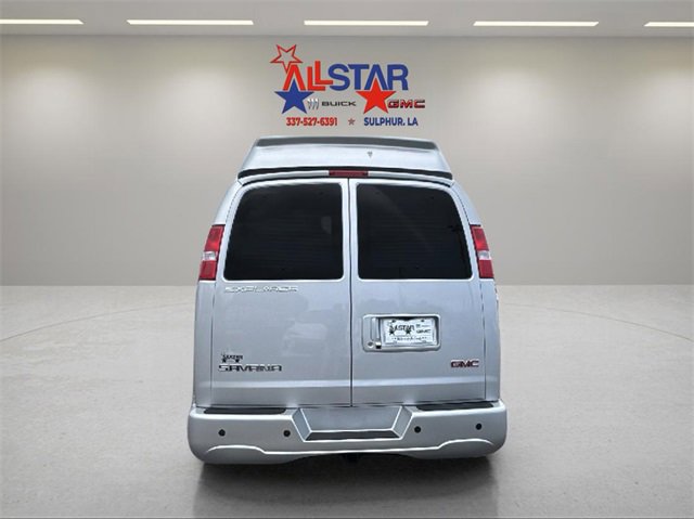 2025 Gmc Savana Cargo 2500 photo 3