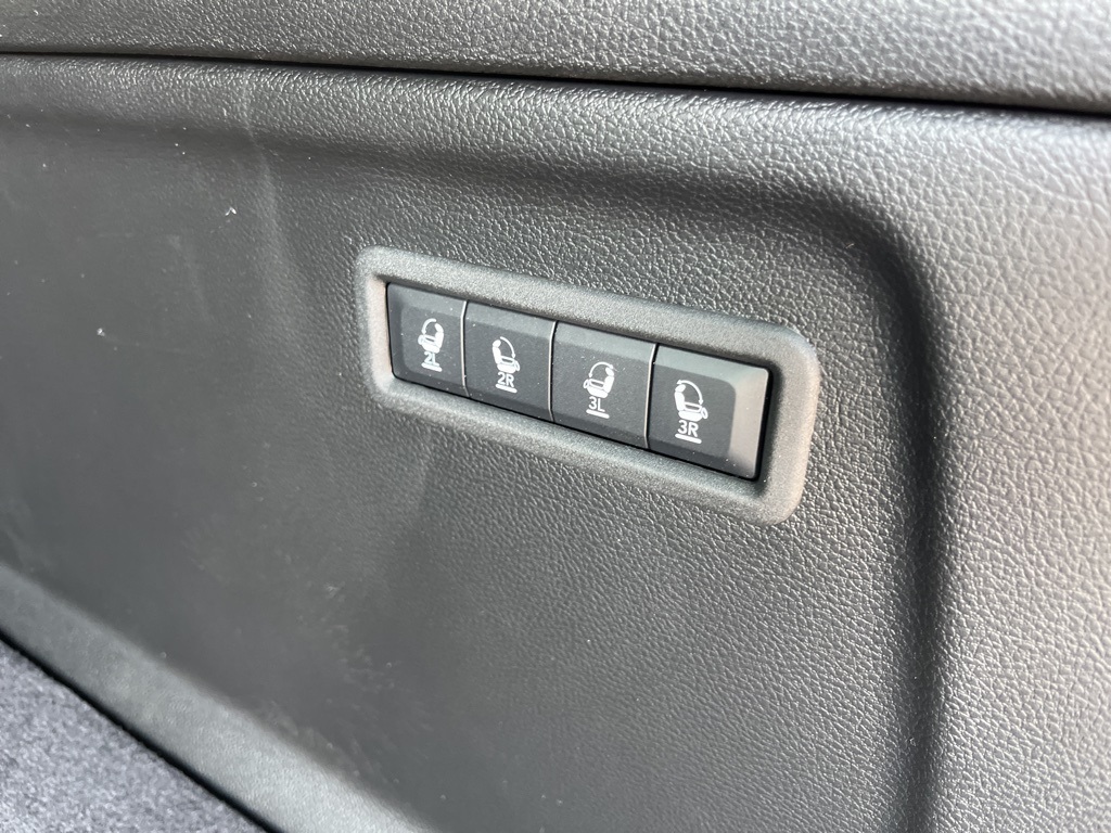 2025 Jeep Wagoneer L Carbide photo 36