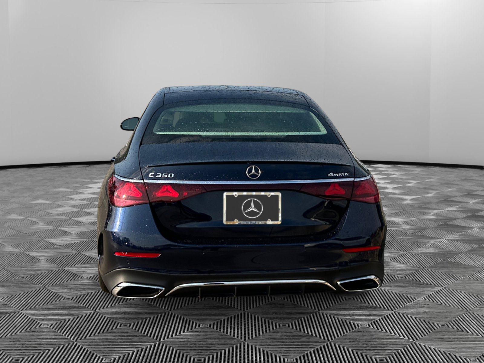 2025 Mercedes Benz E 350 4MATIC Sedan photo 4