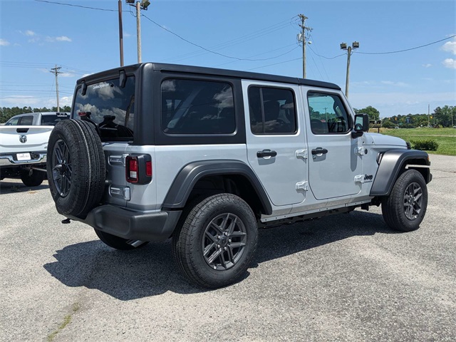 2024 Jeep Wrangler Sport RHD photo 3