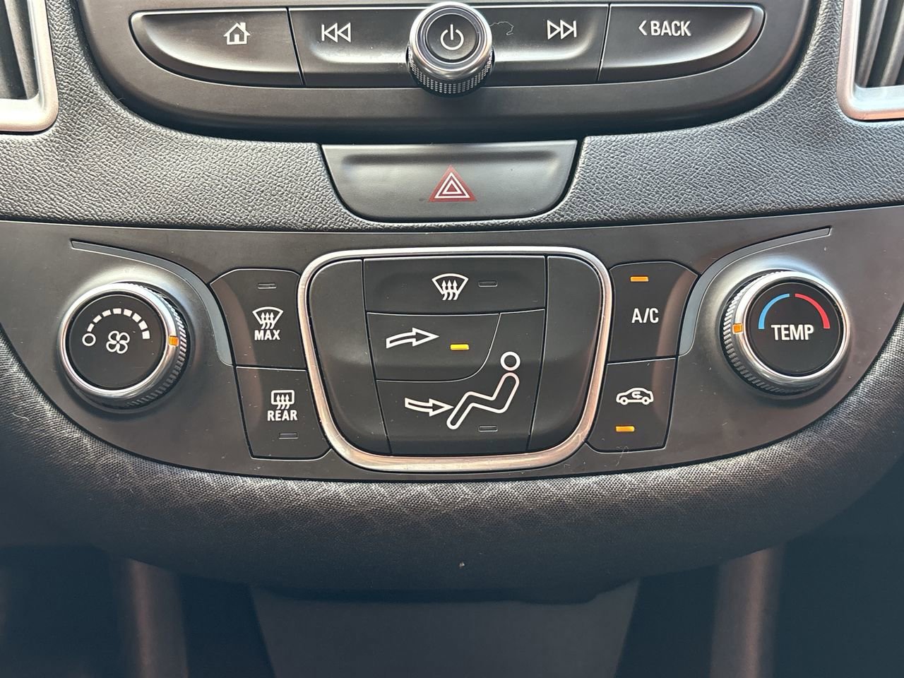 2019 Chevrolet Malibu LS photo 22
