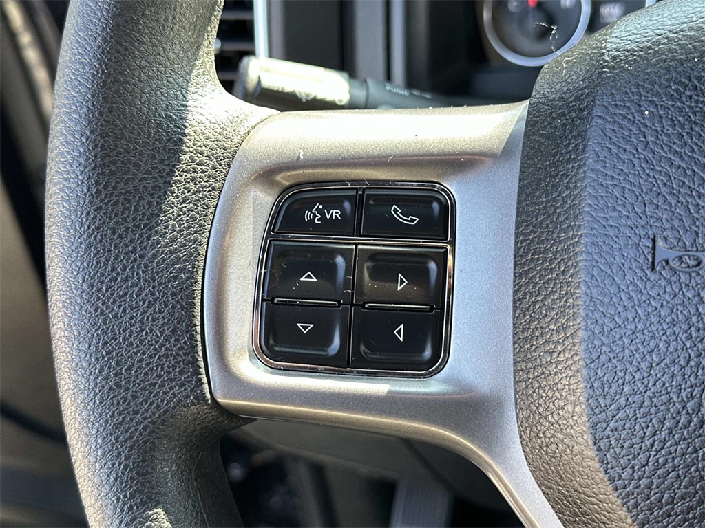 2022 Ram 1500 Classic Warlock photo 21