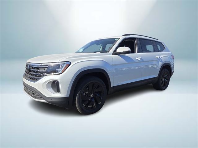 2026 Volkswagen Atlas SE photo 2