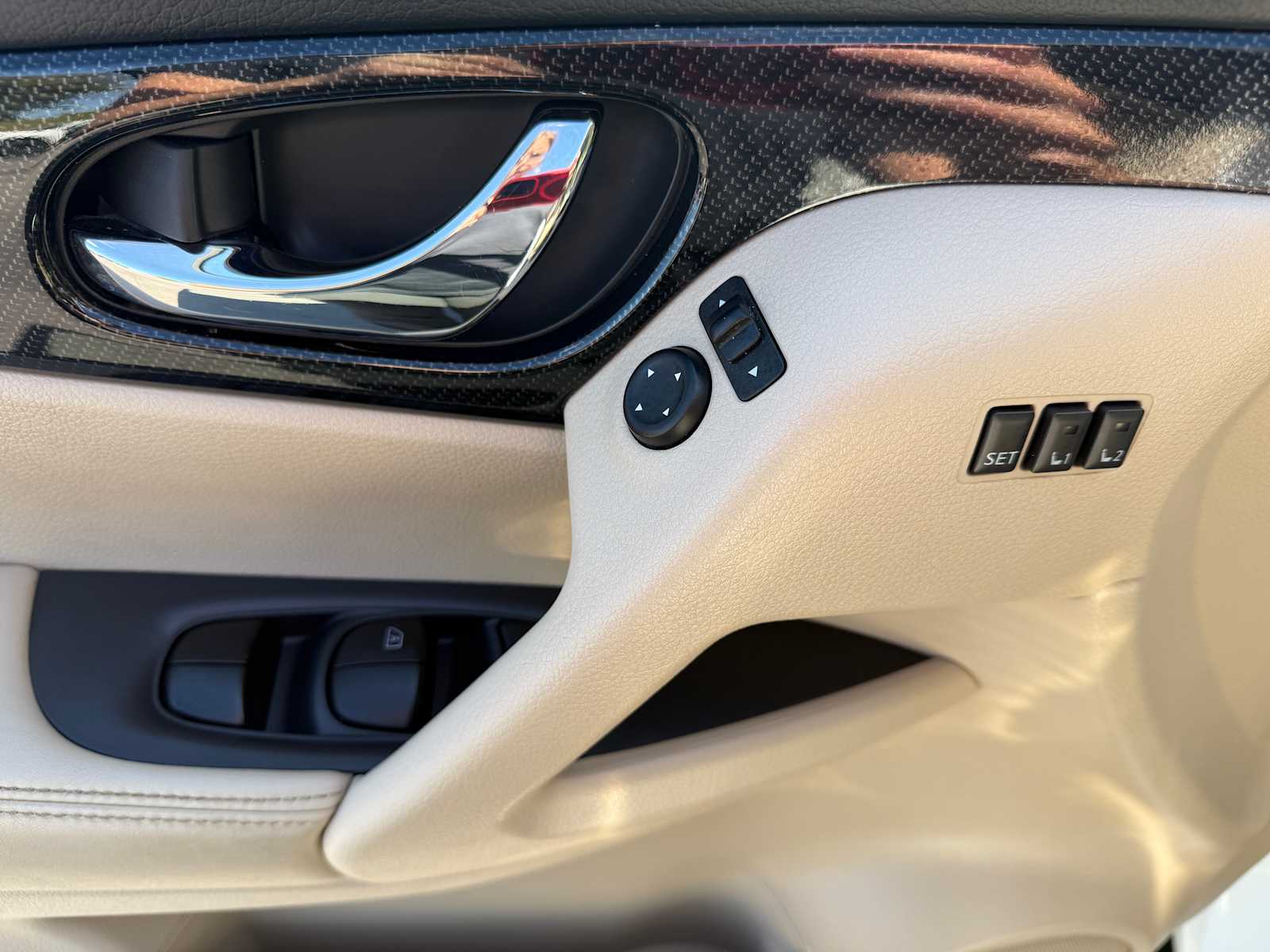 2018 Nissan Rogue SL photo 14