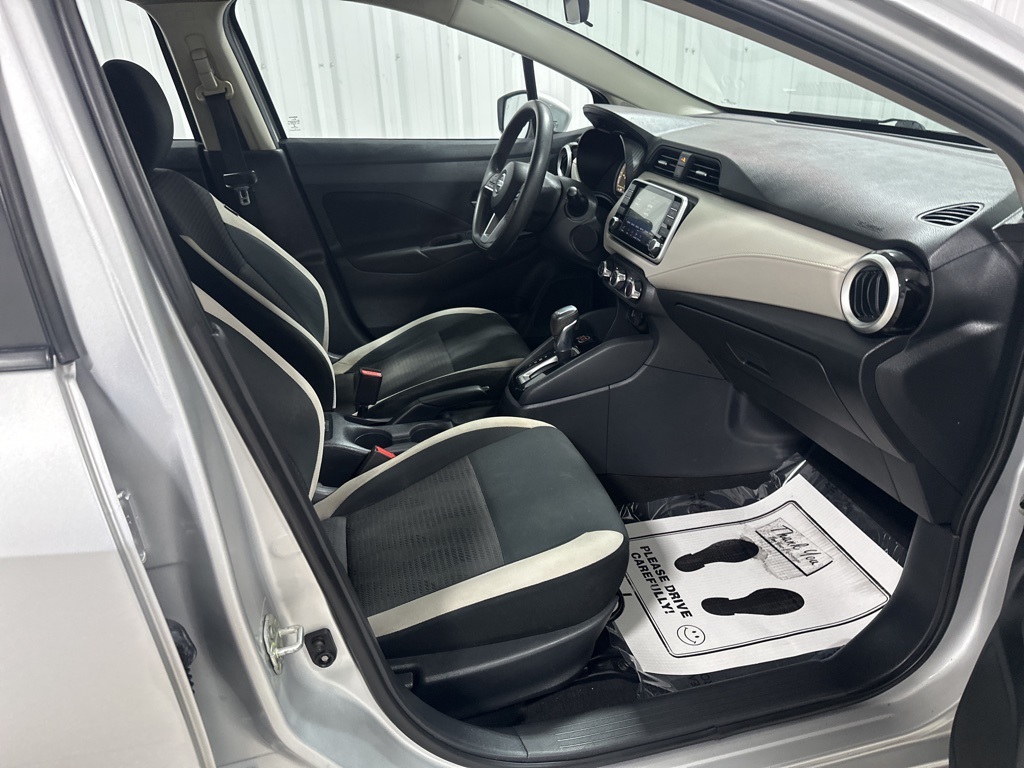 2021 Nissan Versa 1.6 SV photo 19