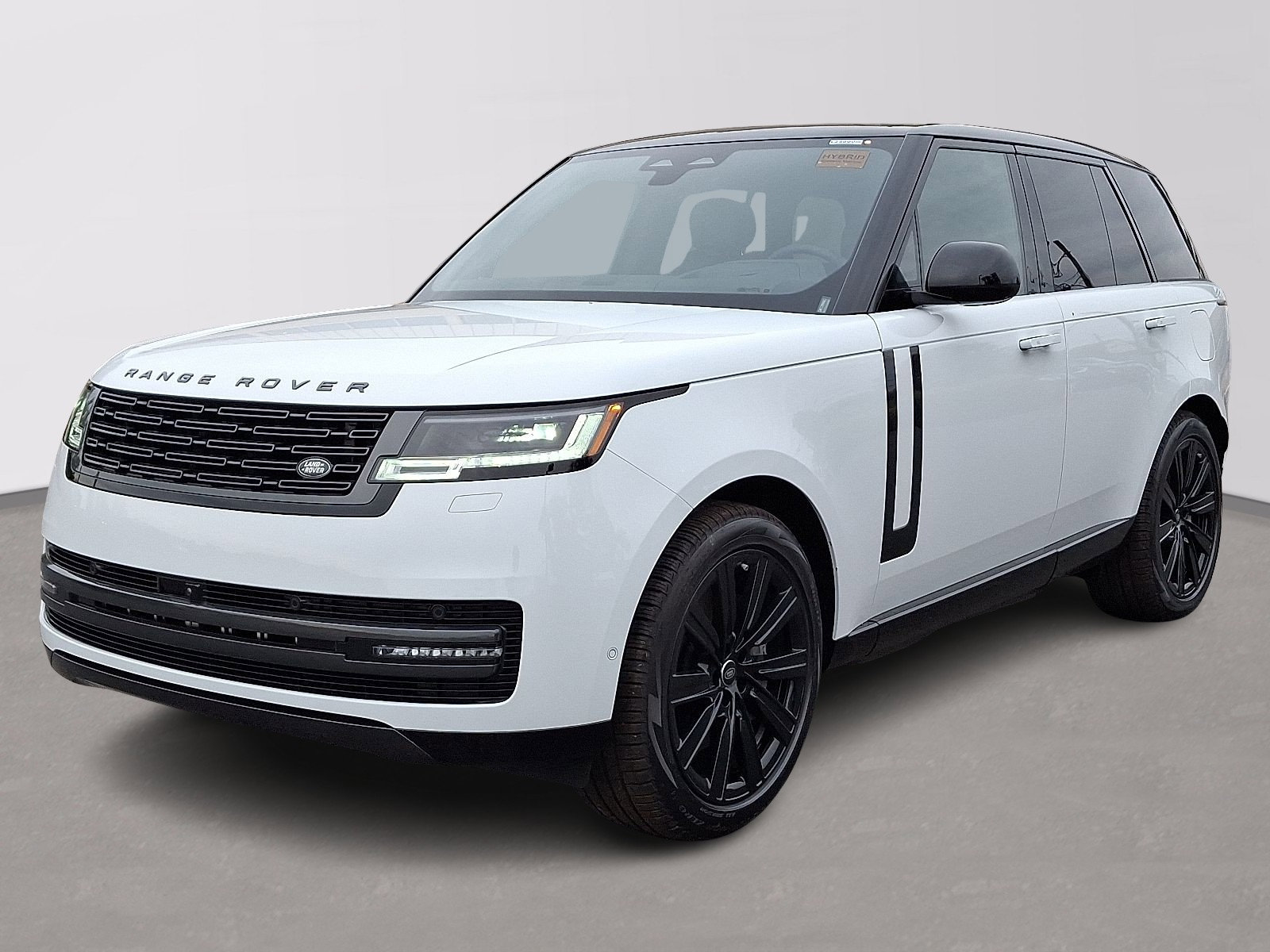 2025 Land Rover Range Rover SE's photo
