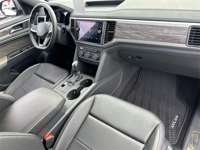 2021 Volkswagen Atlas Cross Sport SE Technology photo 15