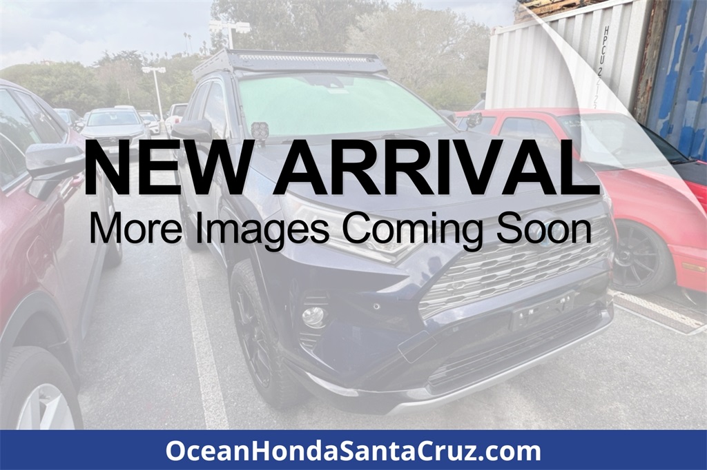 2021 Toyota RAV4 XSE's photo