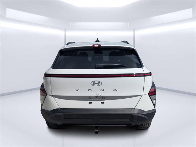 2025 Hyundai Kona SEL photo 3