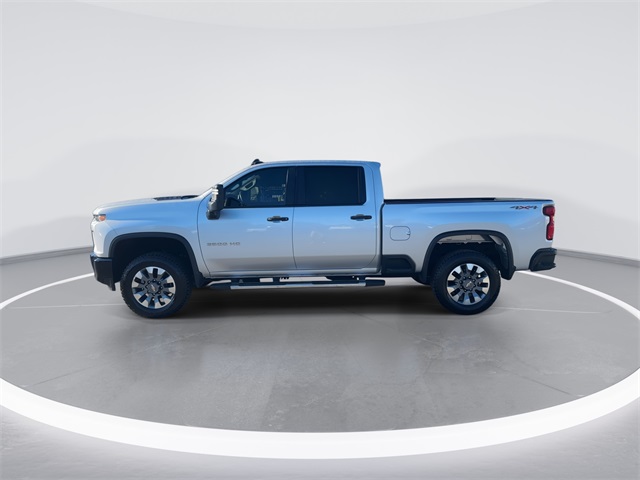 2023 Chevrolet Silverado 2500HD Custom photo 4