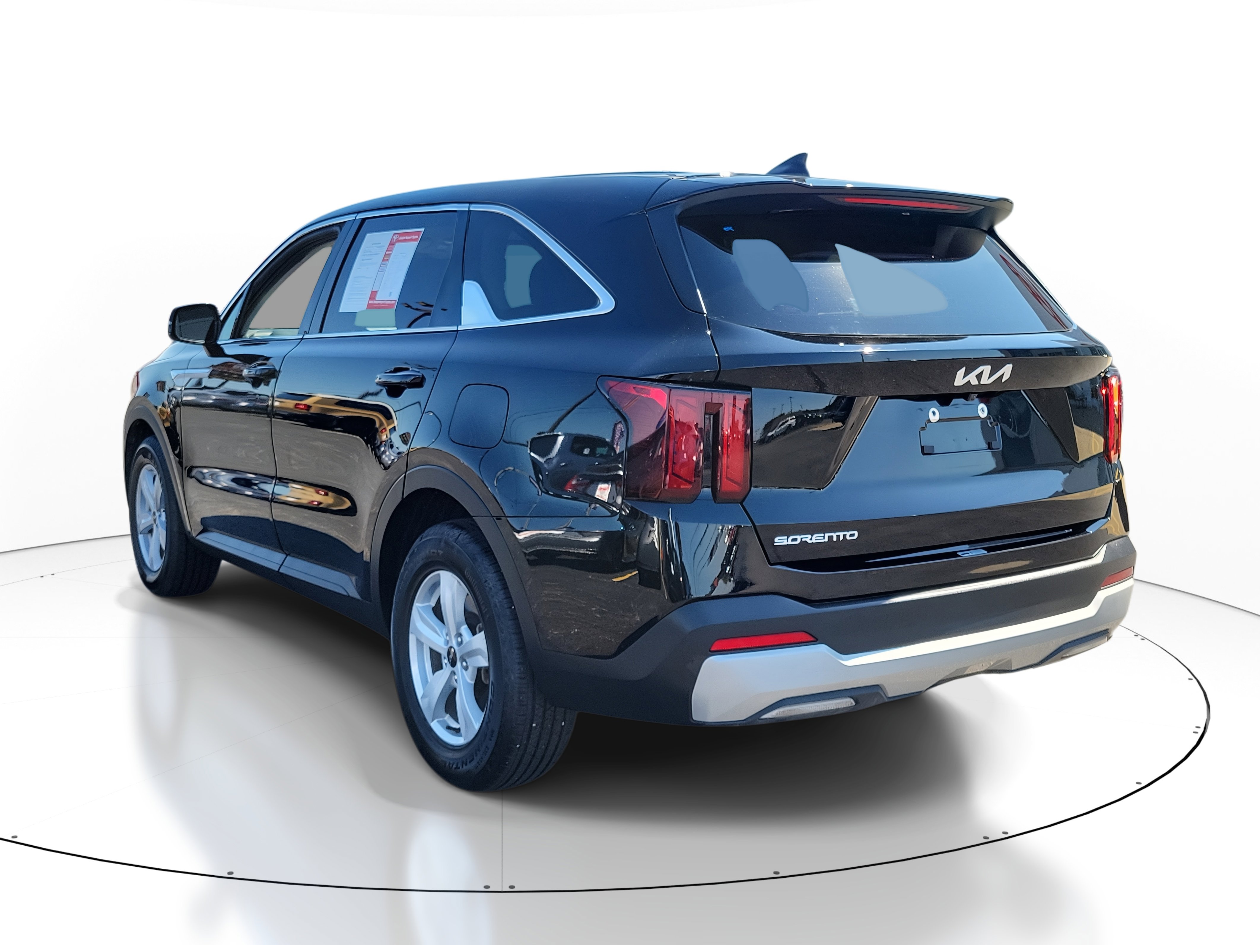 2024 Kia Sorento LX photo 3