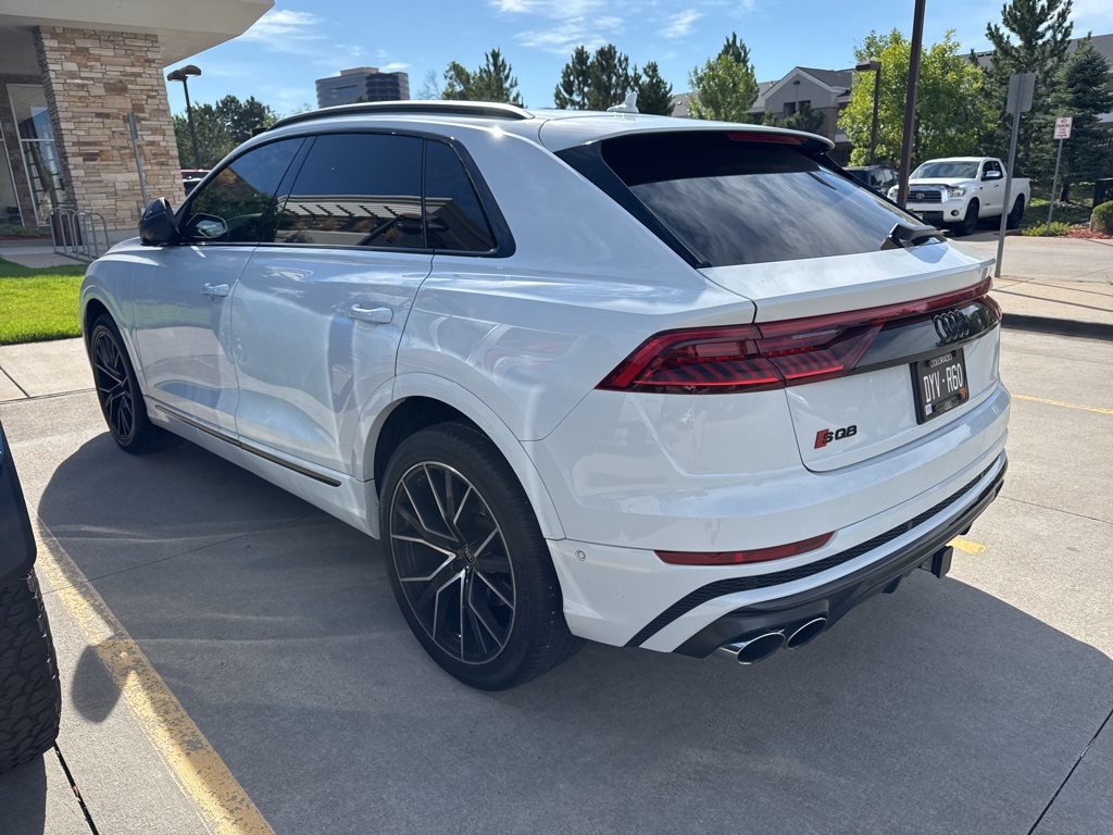 2023 Audi SQ8 Prestige photo 3