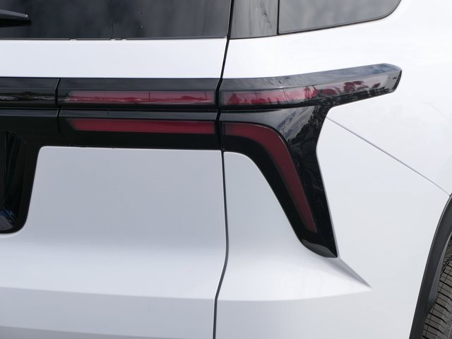 2026 Chevrolet Traverse photo 3