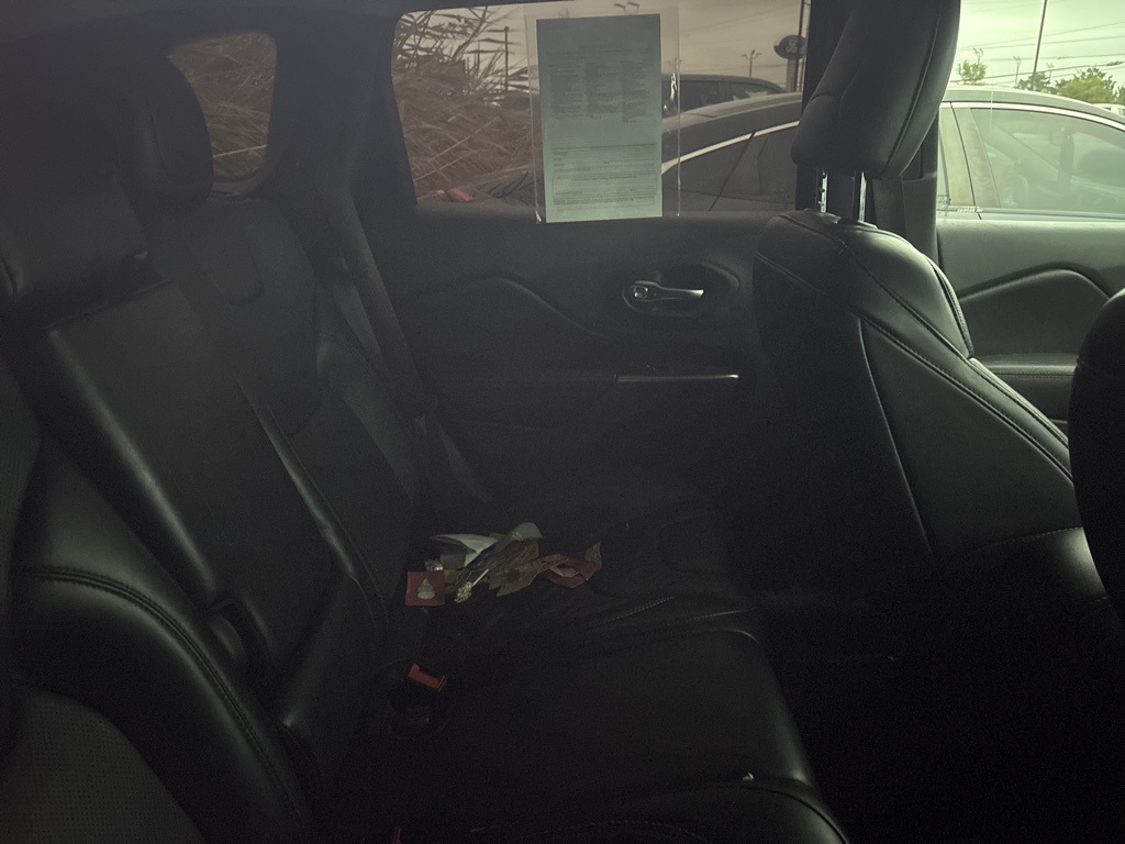 2020 Jeep Cherokee Limited photo 10
