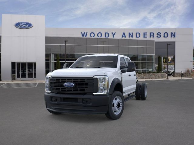 2026 Ford F-550 photo 2