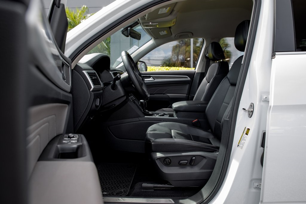 2022 Volkswagen Atlas V6 SE Technology photo 23
