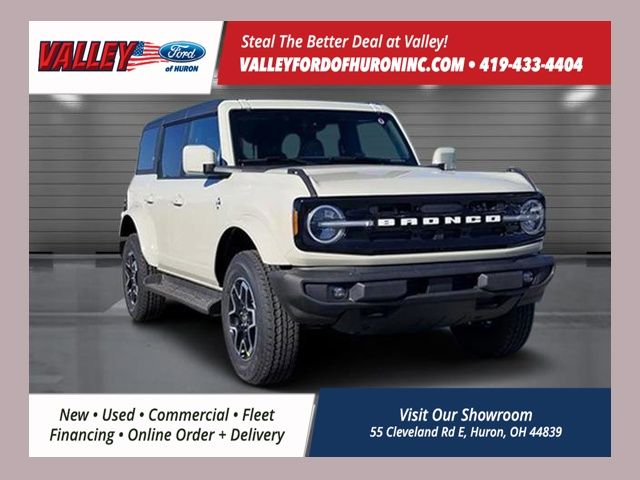 2025 Ford Bronco 4-Door Outer Banks's photo