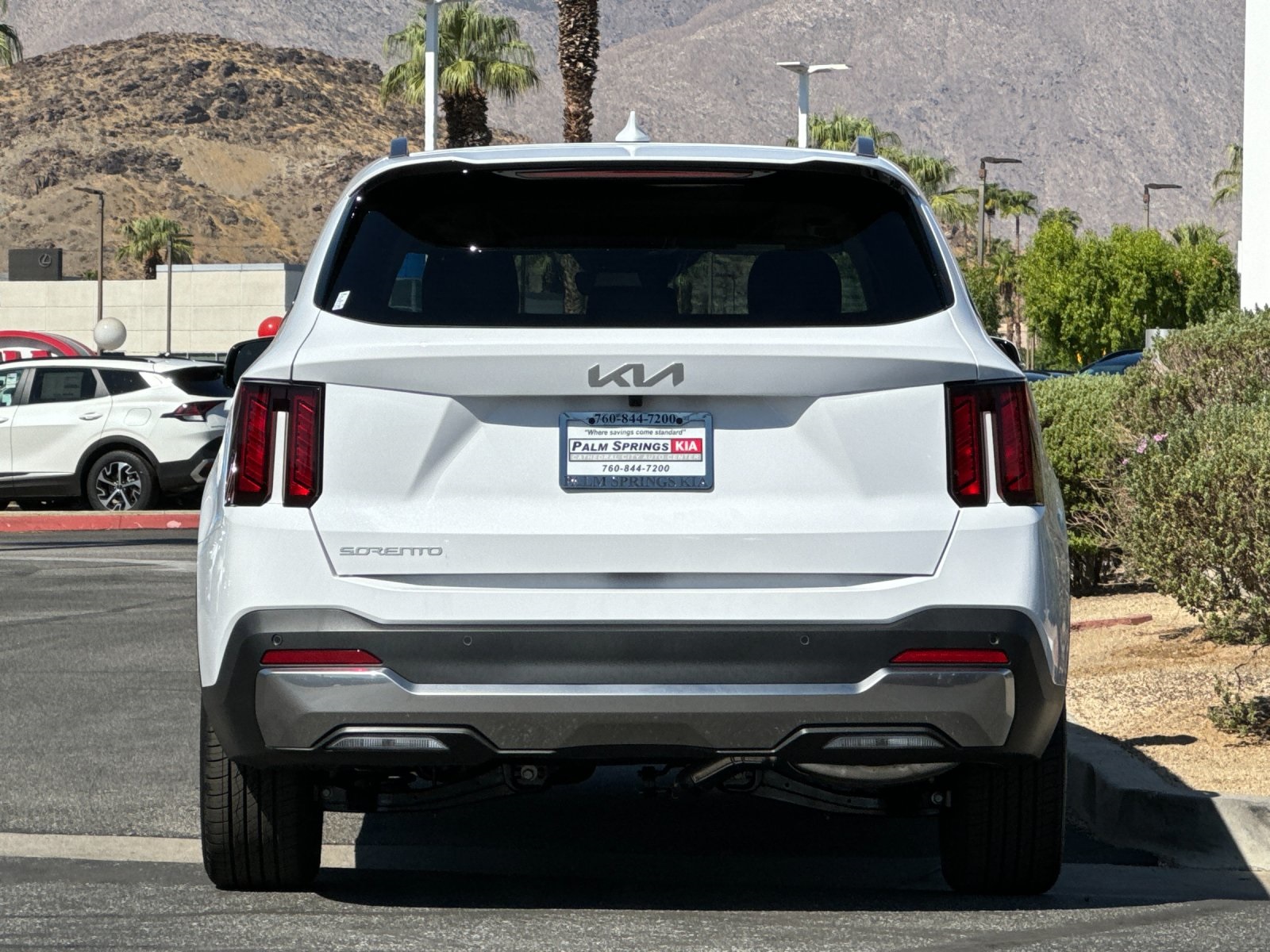 2025 Kia Sorento S photo 4