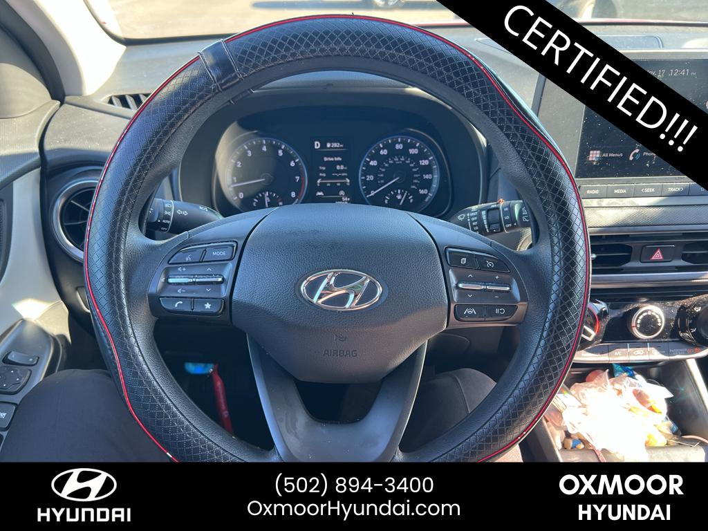 2023 Hyundai Kona SEL photo 3