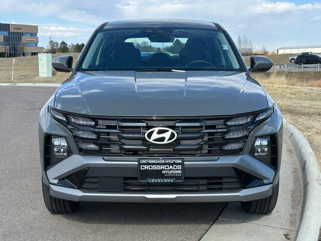 2025 Hyundai Tucson SE photo 2