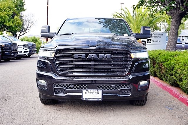 New 2026 Diamond Black Crystal Pearl-Coat Exterior Paint RAM Laramie image 5