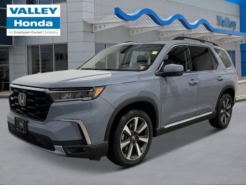 2025 Honda Pilot Touring's photo