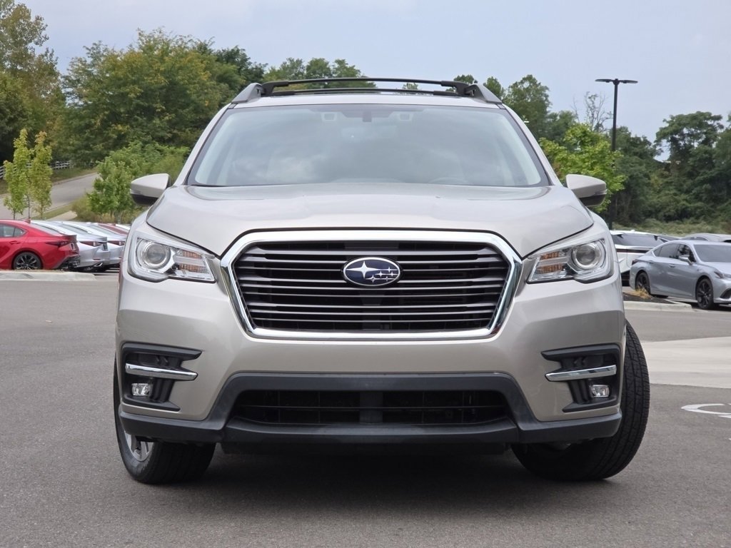 2019 Subaru Ascent Limited photo 3