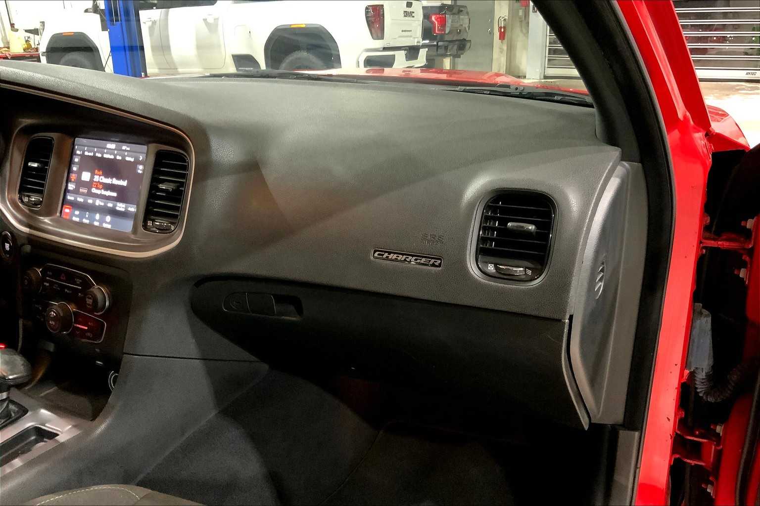 2022 Dodge Charger GT photo 18