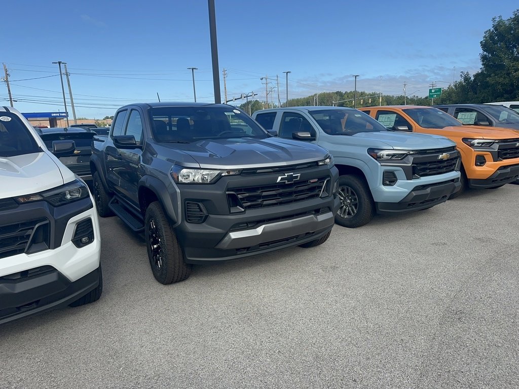 2026 Chevrolet Colorado Trail Boss photo 3