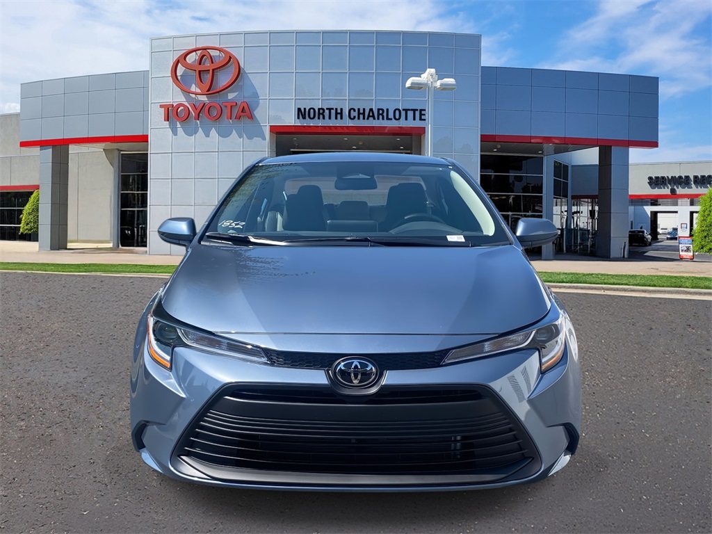 2026 Toyota Corolla LE photo 2