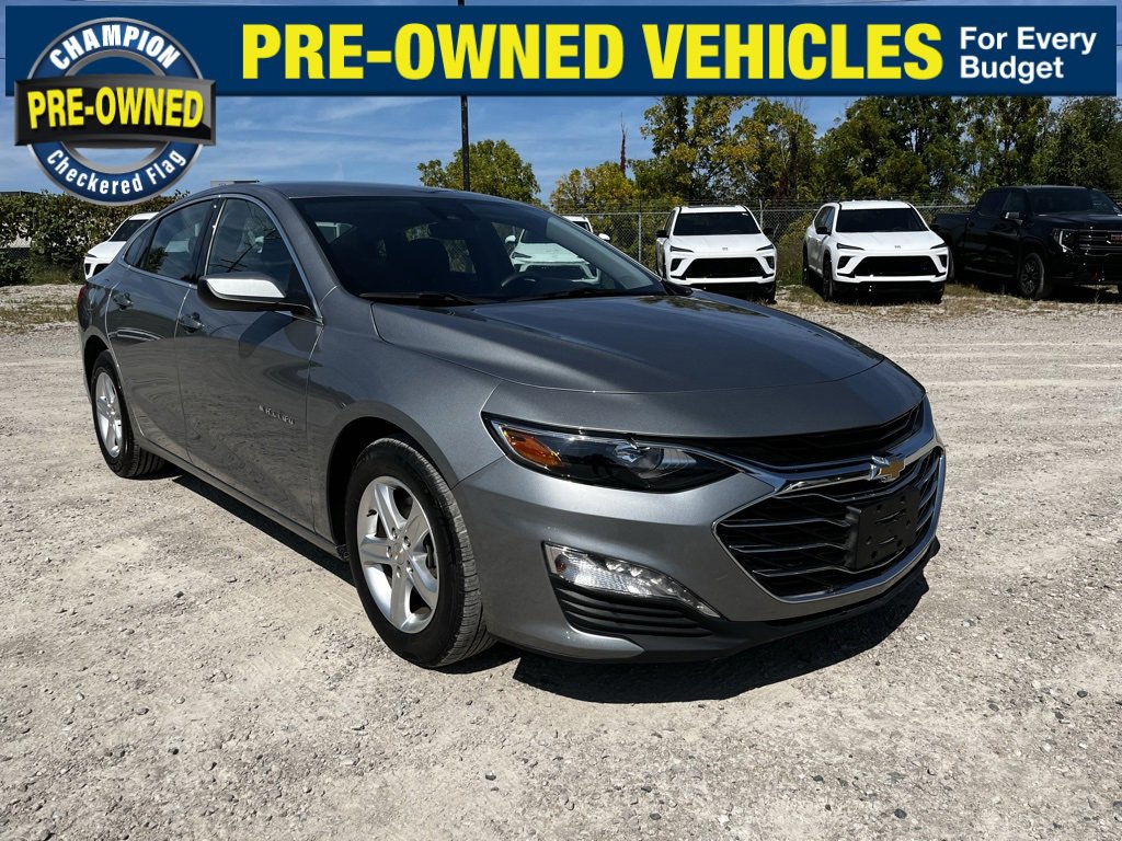 2023 Chevrolet Malibu 1LT photo 3