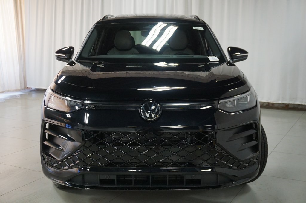2025 Volkswagen Tiguan SE R-Line Black photo 4