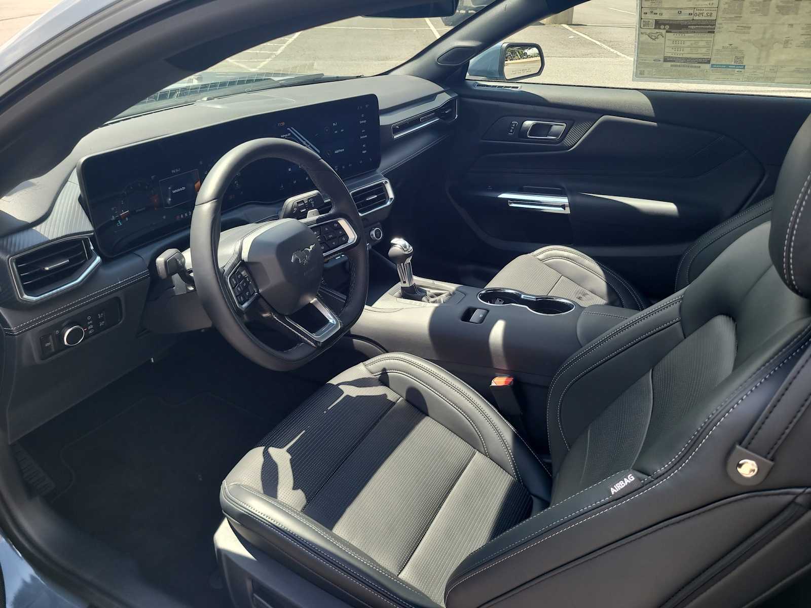 2025 Ford Mustang GT Premium photo 10